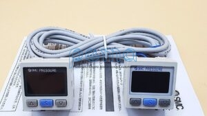 SMC ZSE30A-01-N-L Cảm biến áp suất kỹ thuật số , dòng ZSE