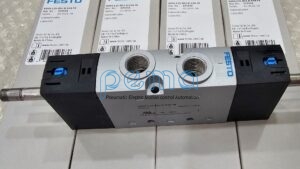 FESTO VUVS-L25-M52-MD-G14-F8 Van điện từ 5 cổng , dòng VUVS