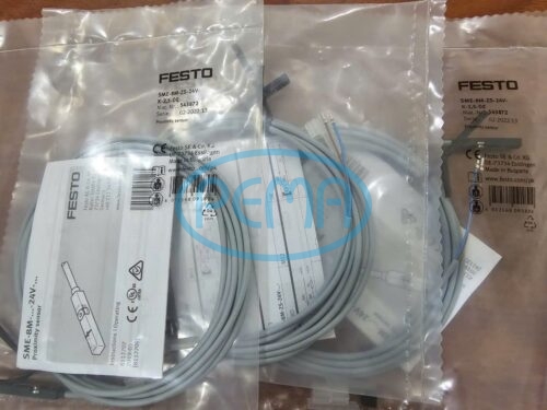 FESTO SME-8M-ZS-24V-K-2,5-OE Cảm biến tiệm cận , dòng SME