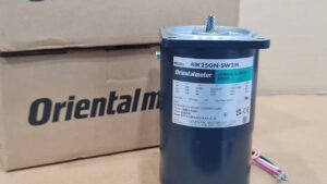 ORIENTALMOTOR 4IK25GN-SW2M Động cơ cảm ứng , dòng WK2
