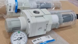 SMC AW40-04D-D Bộ lọc điều áp