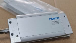 FESTO DZF-18-40-A-P-A Xy lanh dẹt , dòng DZF