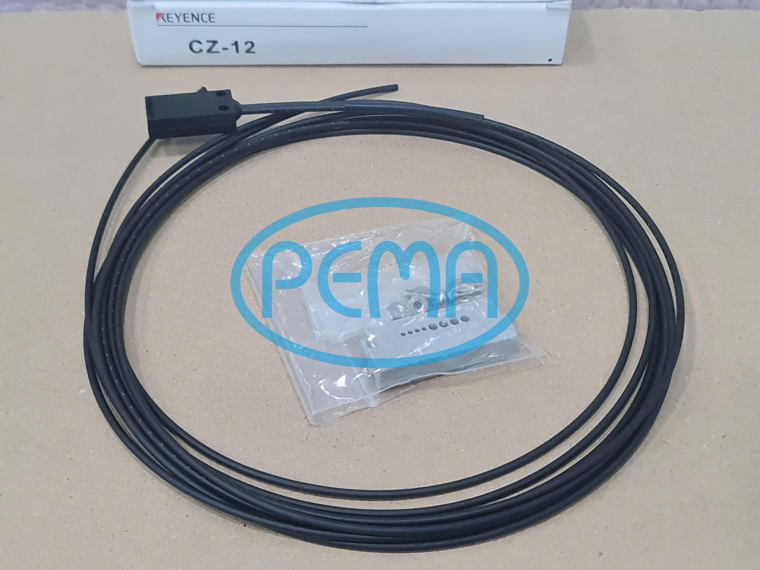 KEYENCE CZ-12 Đầu cảm biến sợi quang